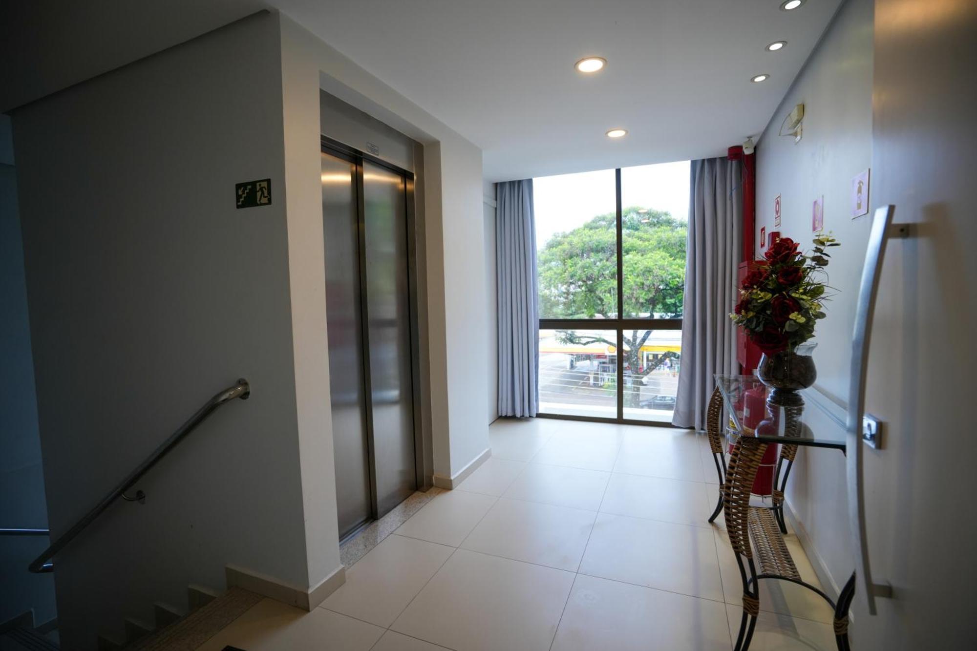 Foz Cobertura 3 Suites E Foz Apartamento 2 Suites Фос-ду-Игуасу Экстерьер фото